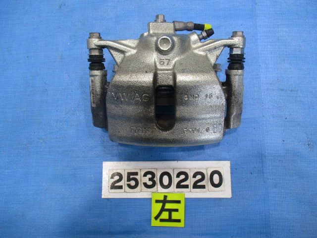 【中古】中古部品 VW ゴルフヴァリアント AUCJZ 左ﾌﾛﾝﾄｷｬﾘﾊﾟｰ 【3310040100-000253022044360】