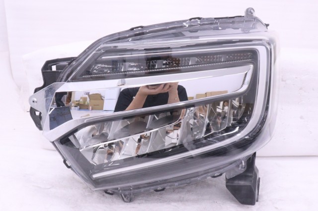【中古】中古部品 Ｎ－ＢＯＸ JF3 左ﾍｯﾄﾞﾗﾝﾌﾟ 【3260520000-251001500110900】