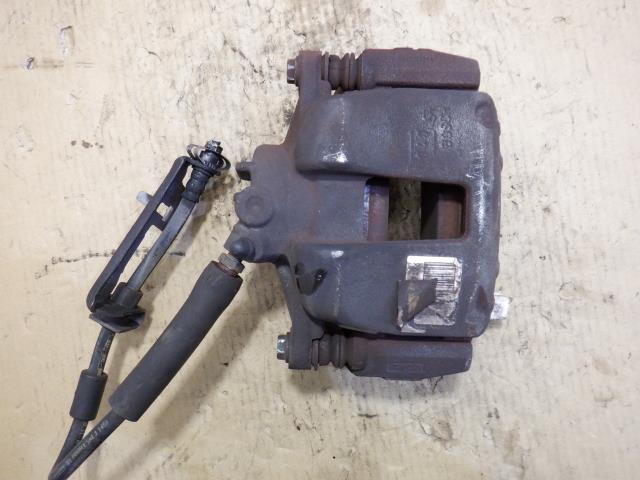 【中古】中古部品 シトロエン C4 B5RFJ 右ﾌﾛﾝﾄｷｬﾘﾊﾟｰ 【3310250100-000213037344330】