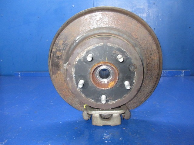 【中古】中古部品 エクストレイル NT32 左ﾘｱﾅｯｸﾙﾊﾌﾞ 【3310270100-000015007844440】
