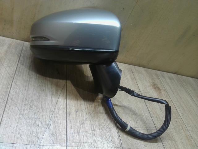 【中古】中古部品 フィット GK3 右ｻｲﾄﾞﾐﾗｰ 【3310390100-250926000313500】