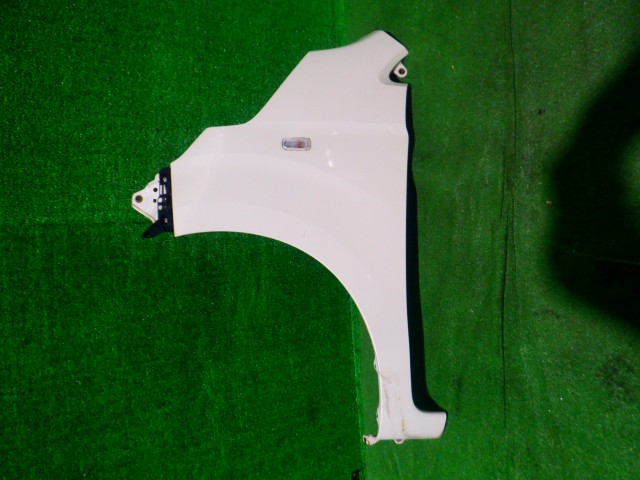 【中古】中古部品 Ｎ－ＷＧＮ JH1 左ﾌﾛﾝﾄﾌｪﾝﾀﾞｰ 【3340140100-000025243710700】