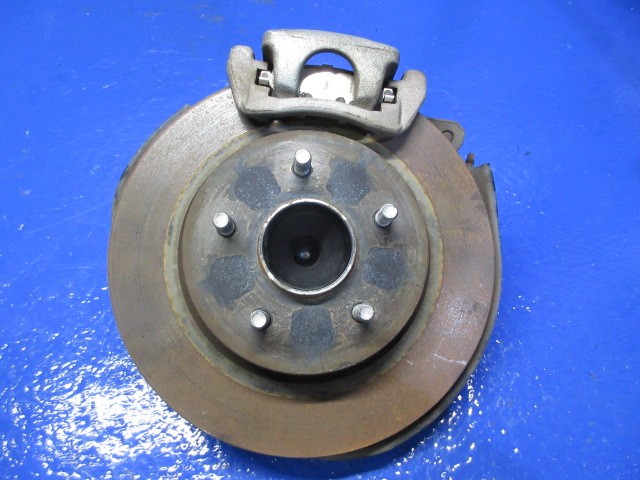 【中古】中古部品 エクストレイル T32 右ﾘｱﾅｯｸﾙﾊﾌﾞ 【3310270100-000015020444410】