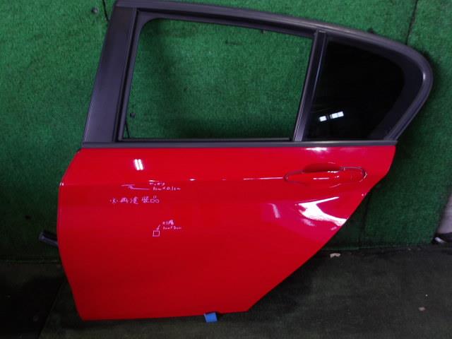 【中古】中古部品 BMW 1シリーズ 1A16 左ﾘｱﾄﾞｱ 【3340220100-000226036013400】