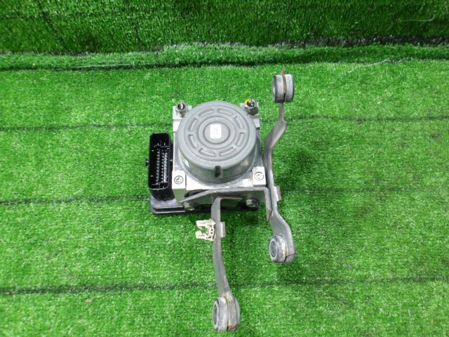【中古】中古部品 Ｎ－ＯＮＥ JG1 ABSｱｸﾁｭｴｰﾀｰ 【3330420100-250929000242500】