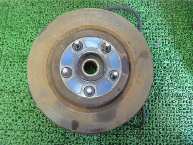 【中古】中古部品 リンカーン ＬＳ 1LNSM86 右ﾘｱﾅｯｸﾙﾊﾌﾞ 【3310250100-000907297144410】
