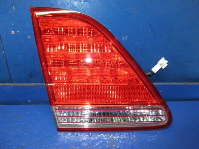 【中古】中古部品 クラウン GRS182 左ﾌｨﾆｯｼｬｰﾊﾟﾈﾙ 【3310270100-000015029415220】
