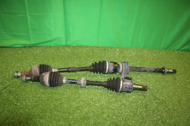 【中古】中古部品 デミオ DE3FS 左ﾌﾛﾝﾄﾄﾞﾗｲﾌﾞｼｬﾌﾄ 【3330950100-000051081242200】
