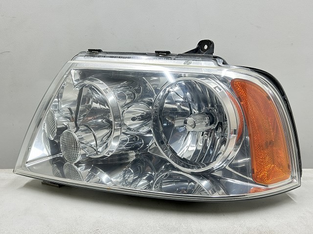 【中古】中古部品 リンカーン ナビゲーター 5LMFU28 左ﾍｯﾄﾞﾗﾝﾌﾟ 【3310070100-000090774410900】｜e-cleマート 41,470円