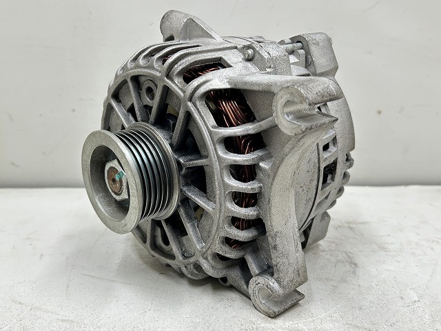 【中古】中古部品 リンカーン ナビゲーター 5LMFU28 ｵﾙﾀﾈｰﾀｰ 【3310070100-000090774460200】