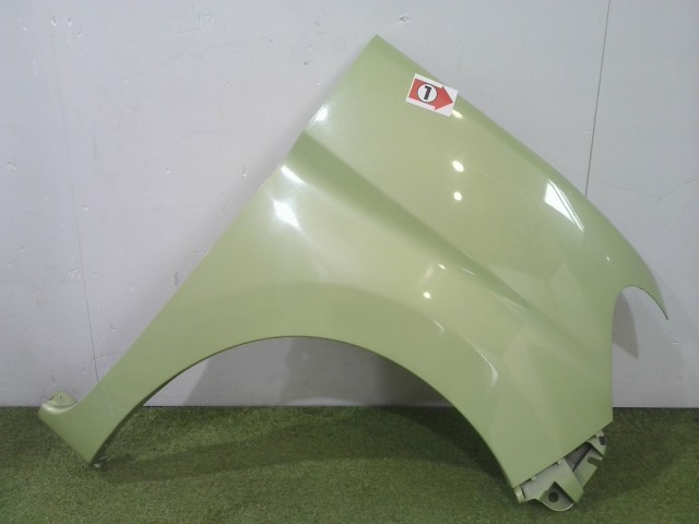 【中古】中古部品 タント LA600S 右ﾌﾛﾝﾄﾌｪﾝﾀﾞｰ 【3310090100-202509029110600】