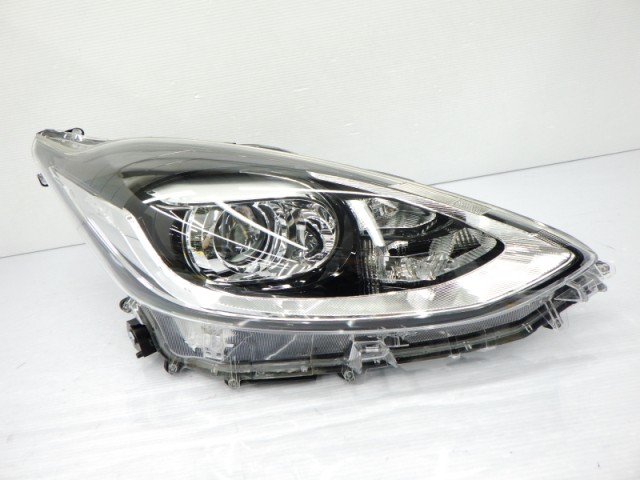【中古】再生部品 アクア NHP10 右ﾍｯﾄﾞﾗﾝﾌﾟ 【3380010000-251008500810800】
