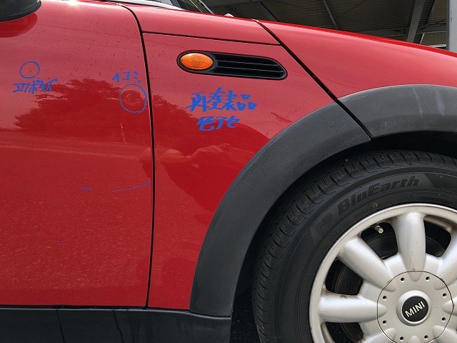 【中古】中古部品 BMW ミニ RA16 右ﾌﾛﾝﾄﾌｪﾝﾀﾞｰ 【3310070100-0000Y0770410600】