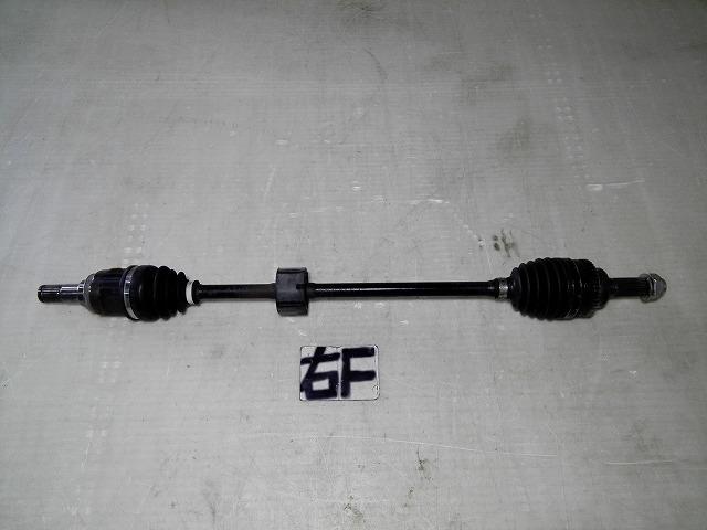 【中古】中古部品 ＭＲワゴン MF33S 右ﾌﾛﾝﾄﾄﾞﾗｲﾌﾞｼｬﾌﾄ 【3310050100-000203036742100】