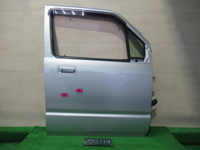 【中古】中古部品 ワゴンＲ MH21S 右ﾌﾛﾝﾄﾄﾞｱ 【3310120100-251010000313100】