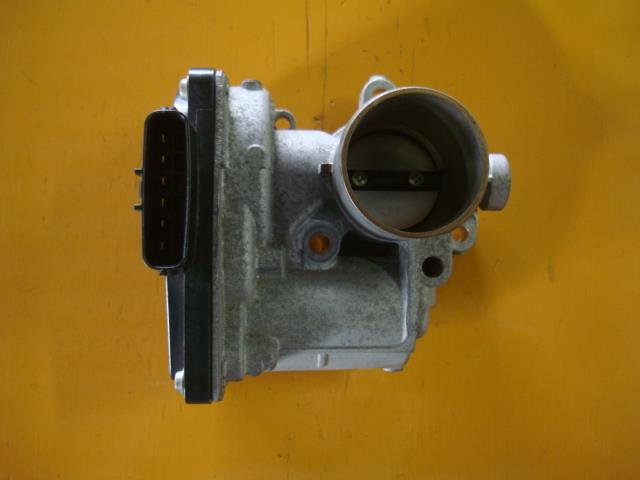 【中古】中古部品 ワゴンＲ MH44S ｽﾛｯﾄﾙﾎﾞﾃﾞｨ 【3340220100-000226071820300】 9,074円