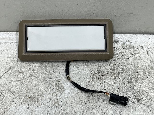 【中古】中古部品 シボレー アストロ CM14G ﾙｰﾑﾗﾝﾌﾟ 【3310070100-0000Y0768868201】