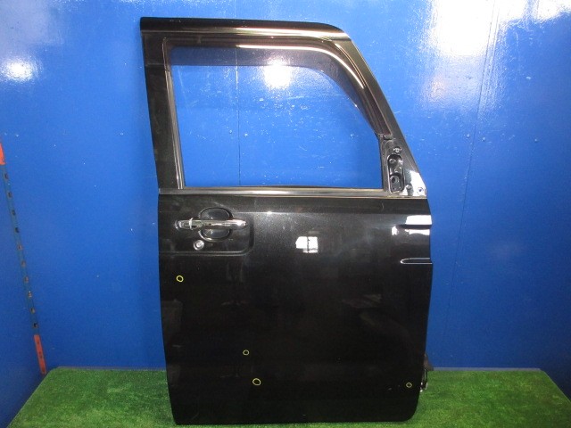 【中古】中古部品 ハイゼットキャディー LA700V 右ﾌﾛﾝﾄﾄﾞｱ 【3310270100-000015039213100】 13,543円