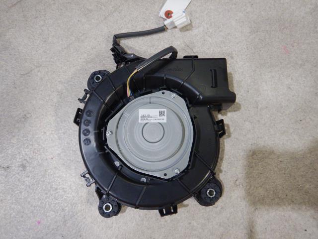 【中古】中古部品 シャトル GP7 ﾋｰﾀｰﾌﾞﾛｱﾓｰﾀｰ 【3330810100-251010000167900】