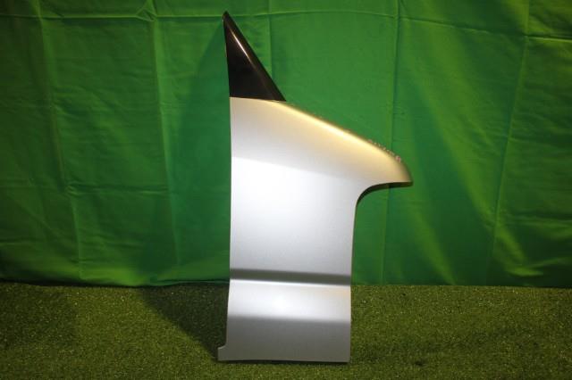 【中古】中古部品 クリッパー U71W 右ﾌﾛﾝﾄﾌｪﾝﾀﾞｰ 【3330950100-000051171010600】 6,354円