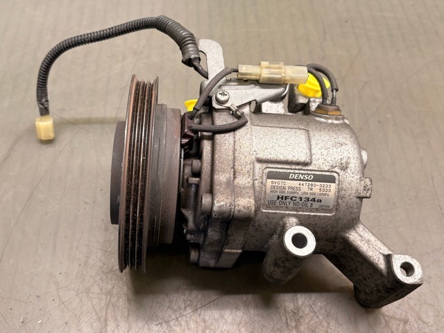 【中古】中古部品 タント LA600S A/Cコンプレッサー 【3330530100-000005448760700】