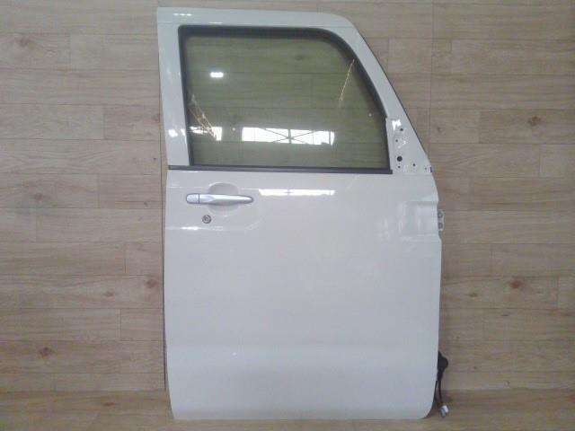 【中古】中古部品 ハイゼットキャディー LA700V 右ﾌﾛﾝﾄﾄﾞｱ 【3310390100-251008000413100】