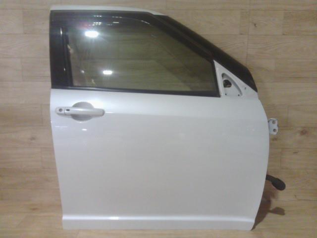 【中古】中古部品 スイフト ZC31S 右ﾌﾛﾝﾄﾄﾞｱ 【3310390100-251009000513100】｜e-cleマート