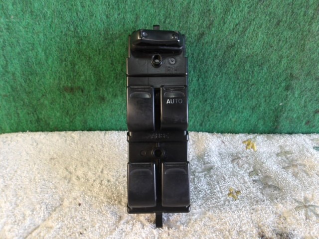 【中古】中古部品 ラパン HE21S ﾊﾟﾜｰｳｲﾝﾄﾞｳｽｲｯﾁ 【3310420000-000002382561900】