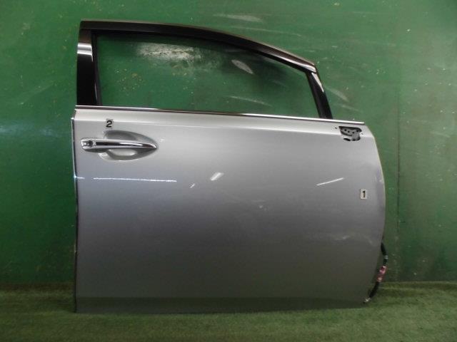 【中古】中古部品 ＳＡＩ AZK10 右ﾌﾛﾝﾄﾄﾞｱ 【3330150100-000025321113100】｜e-cleマート 13,806円