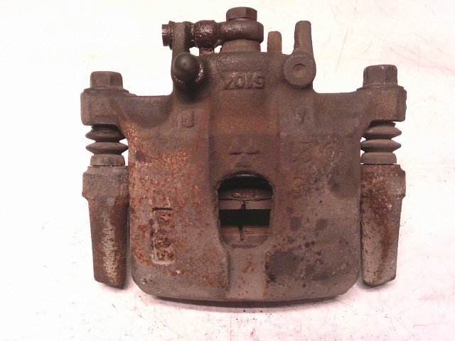 【中古】中古部品 ミニキャブ U61V 左ﾌﾛﾝﾄｷｬﾘﾊﾟｰ 【3330990500-251016000344360】