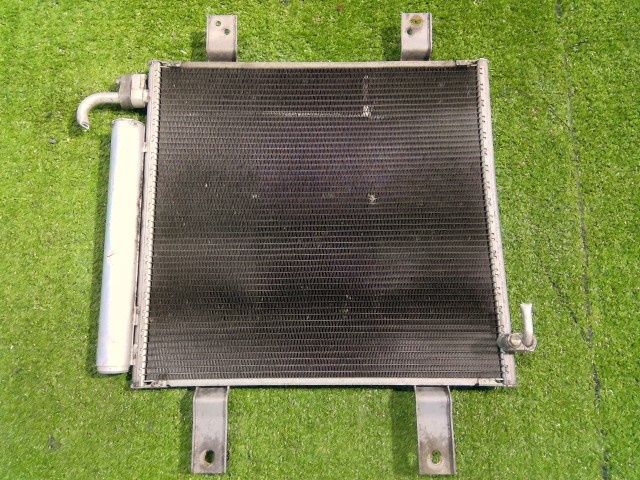 【中古】中古部品 ハイゼット S331V ｺﾝﾃﾞﾝｻｰ 【3260460000-251017000160600】