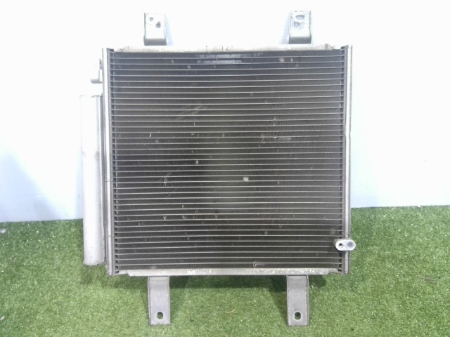 【中古】中古部品 ハイゼット S321V ｺﾝﾃﾞﾝｻｰ 【3310090100-202510008160600】 16,060円