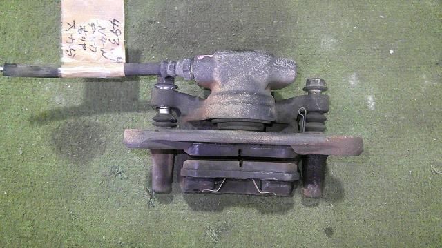【中古】中古部品 デリカＤ5 CV4W 右ﾘｱｷｬﾘﾊﾟｰ 【3500080000-250123000244430】 7,775円