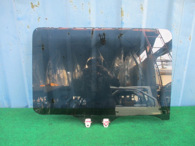 【中古】中古部品 バモス HM1 右ﾘｱﾄﾞｱｶﾞﾗｽ 【3540020100-000007101613330】