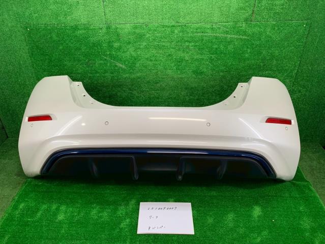 【中古】中古部品 リーフ ZE1 リアバンパー 【3330991000-251009000715100】