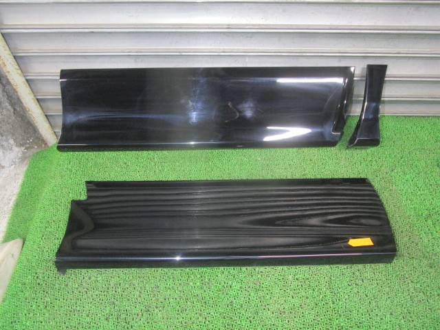 【中古】中古部品 セレナ CC25 右ﾌﾛﾝﾄﾄﾞｱﾌﾟﾛﾃｸﾀｰ 【3330540100-250909000613160】
