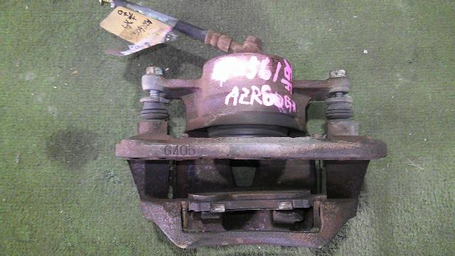 【中古】中古部品 ヴォクシー AZR60G 右ﾌﾛﾝﾄｷｬﾘﾊﾟｰ 【3500080000-250905000544330】