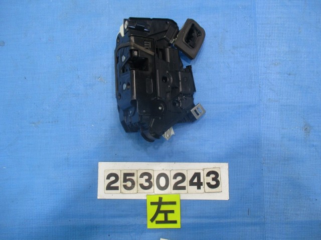 【中古】中古部品 VW ザ・ビートル 16CBZ 左ﾌﾛﾝﾄﾄﾞｱﾛｯｸｿﾚﾉｲﾄﾞ 【3310040100-000253024364560】
