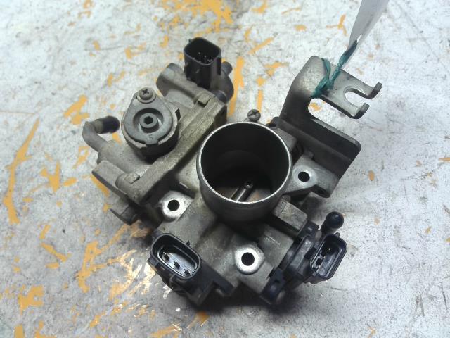 【中古】中古部品 エブリィ DA64W ｽﾛｯﾄﾙﾎﾞﾃﾞｨ 【3310160100-000004476120300】