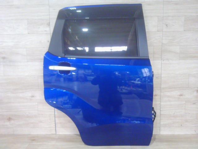 【中古】中古部品 ステラ LA160F 右ﾘｱﾄﾞｱ 【3310390100-251017001413300】