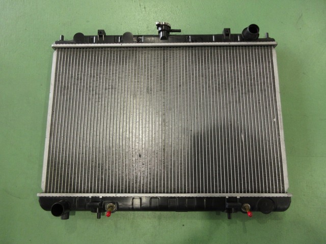 【中古】中古部品 セレナ PC24 ﾗｼﾞｴｰﾀ 【3310590000-202510058820400】