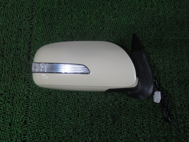 【中古】中古部品 エッセ L235S 右ｻｲﾄﾞﾐﾗｰ 【3330540100-250825000413500】