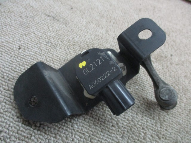 【中古】中古部品 ワゴンＲ MH23S ﾊｲﾄｺﾝﾄﾛｰﾙｾﾝｻｰ 【3540020100-000007102161460】