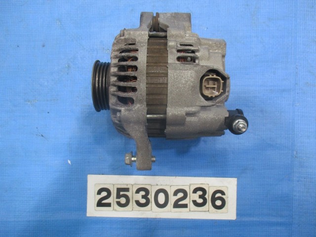 【中古】中古部品 キャリィ DA63T ｵﾙﾀﾈｰﾀｰ 【3310040100-000253023660200】 6,019円