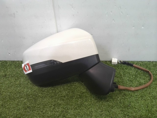 【中古】中古部品 インプレッサ GT7 右ｻｲﾄﾞﾐﾗｰ 【3310090100-202510072713500】