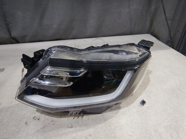 【中古】中古部品 ソリオ MA37S 左ﾍｯﾄﾞﾗﾝﾌﾟ 【3330810100-251020000410900】｜e-cleマート