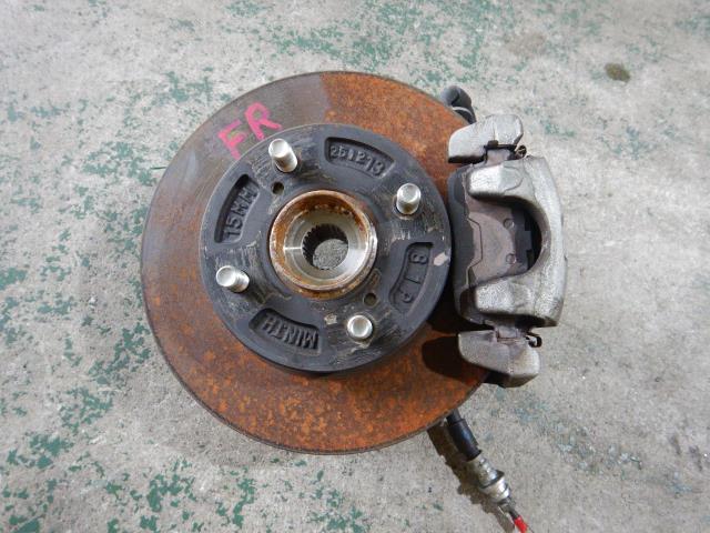 【中古】中古部品 ソリオ MA37S 右ﾌﾛﾝﾄﾅｯｸﾙﾊﾌﾞ 【3330810100-251020000444310】