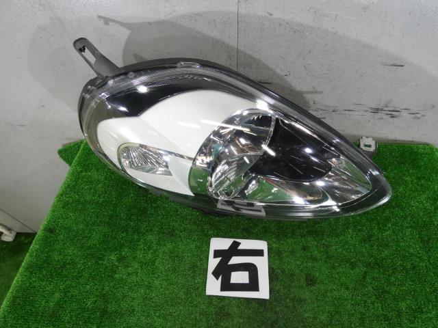 【中古】中古部品 フィアット プントエヴォ 199144 右ﾍｯﾄﾞﾗﾝﾌﾟ 【3260250000-000025143310800】