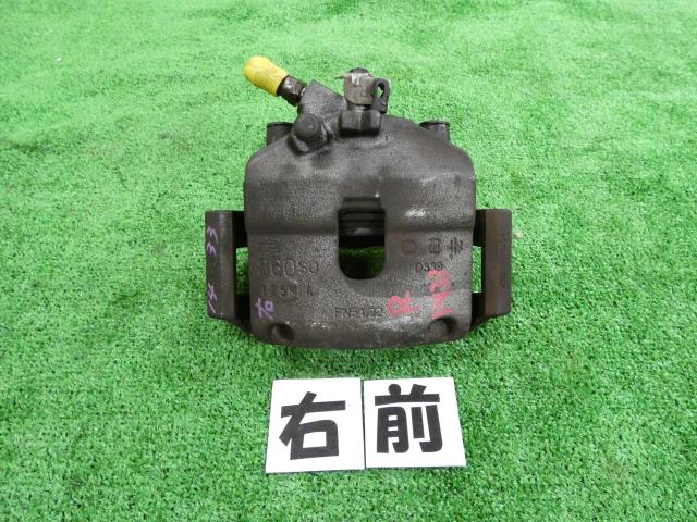 【中古】中古部品 フィアット プントエヴォ 199144 右ﾌﾛﾝﾄｷｬﾘﾊﾟｰ 【3260250000-000025143344330】