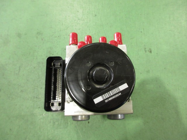 【中古】中古部品 ラフェスタ CWFFWN ABSｱｸﾁｭｴｰﾀｰ 【3310590000-202510065142500】